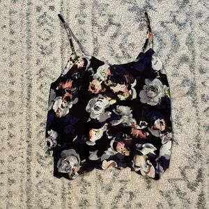 Floral scalloped hem tank top